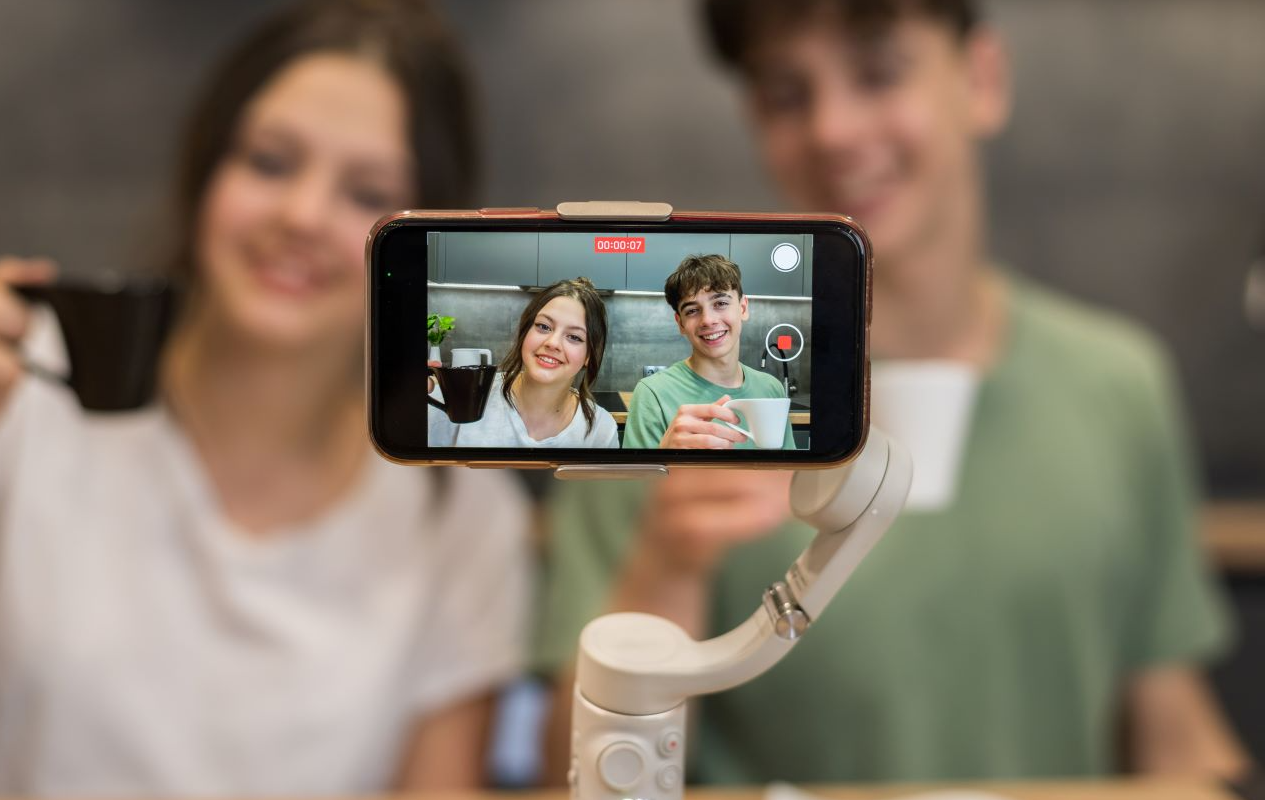 Thumbnail for What is an Influencer and Why is it Popular Among Gen Z?