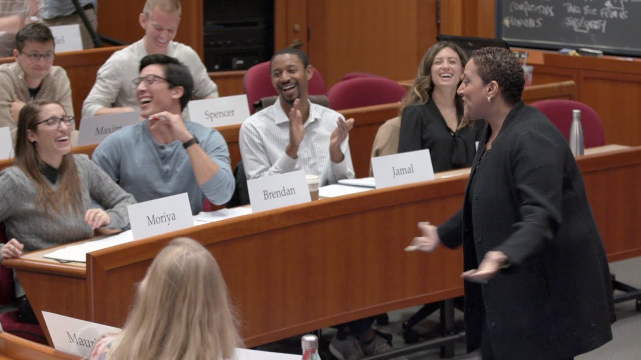 Thumbnail for Bước vào Lớp Học Tình Huống MBA tại Harvard