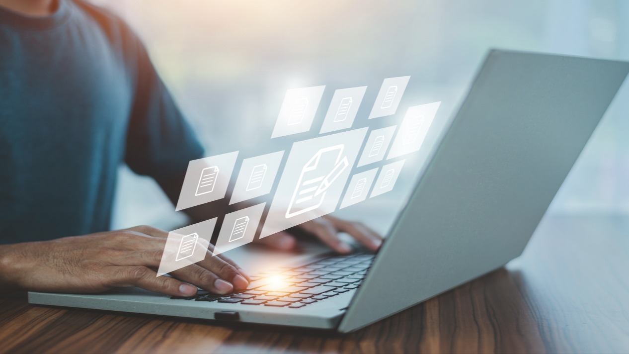 Thumbnail for ยื่นประกันสังคมออนไลน์ง่ายนิดเดียว! ใช้เพื่ออะไร และทำอย่างไรบ้าง